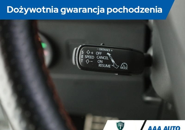 Seat Ateca cena 103001 przebieg: 78450, rok produkcji 2018 z Koziegłowy małe 326